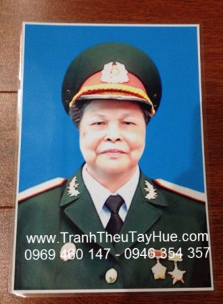 Tranh thêu chân dung theo yêu cầu khách hàng Thiếu tướng quân đội nhân dân Việt Nam